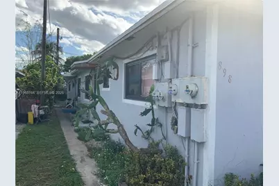 896 NW 103rd St, Miami, FL 33150 - Photo 5