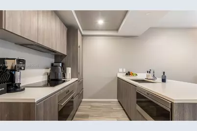 801 S Miami Ave #4407, Miami, FL 33130 - Photo 19