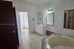 19800 SW 180th Ave, Miami, FL 33187 - Photo 15