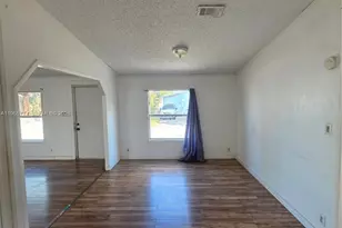 19800 SW 180th Ave, Miami, FL 33187 - Photo 23