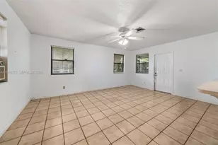 136 Cayman Dr, Palm Springs, FL 33461 - Photo 17