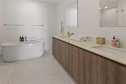 17550 Collins Ave #1205, Sunny Isles Beach, FL 33160 - Photo 55