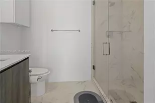 17550 Collins Ave, Sunny Isles Beach, FL 33160 - Photo 45