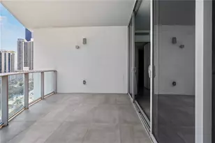 17550 Collins Ave, Sunny Isles Beach, FL 33160 - Photo 29