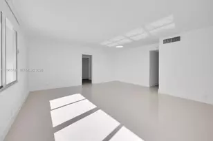 1000 West Ave, Miami Beach, FL 33139 - Photo 3