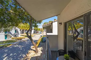 7060 NW 179th St, Hialeah, FL 33015 - Photo 19