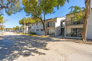 7060 NW 179th St, Hialeah, FL 33015 - Photo 1