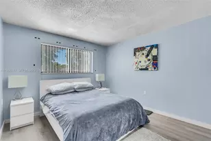 7060 NW 179th St, Hialeah, FL 33015 - Photo 11