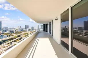 555 NE 34th St, Miami, FL 33137 - Photo 29