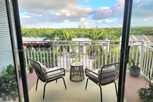 2450 NE 135th St, North Miami, FL 33181 - Photo 1