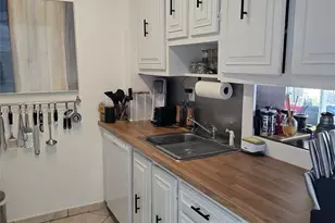 2450 NE 135th St, North Miami, FL 33181 - Photo 5