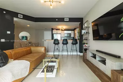 300 S Biscayne Blvd #T-3307, Miami, FL 33131 - Photo 3