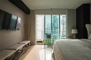 300 S Biscayne Blvd, Miami, FL 33131 - Photo 5