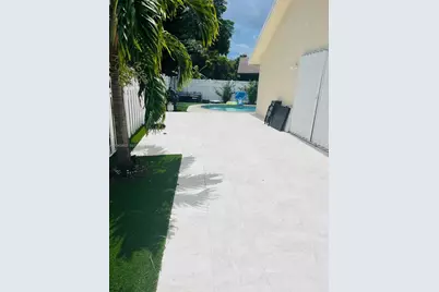 7342 NW 38th Pl, Coral Springs, FL 33065 - Photo 17