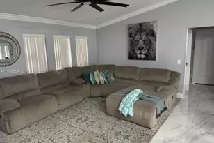 702 NW Orchid St, Port Saint Lucie, FL 34983 - Photo 5