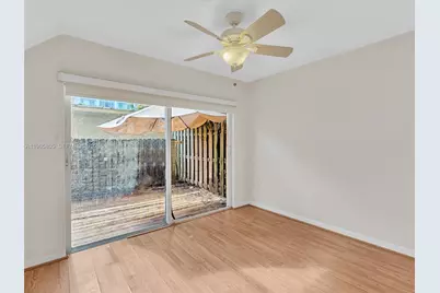 240 SW 15th Rd #112, Miami, FL 33129 - Photo 17