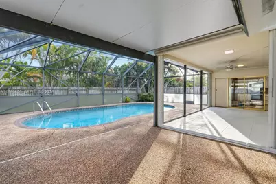 1260 SW 8th St, Boca Raton, FL 33486 - Photo 15