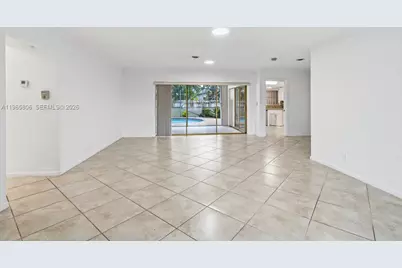 1260 SW 8th St, Boca Raton, FL 33486 - Photo 9