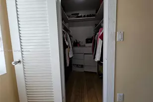 1232 NE 181st St, North Miami Beach, FL 33162 - Photo 23