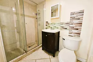 1232 NE 181st St, North Miami Beach, FL 33162 - Photo 35