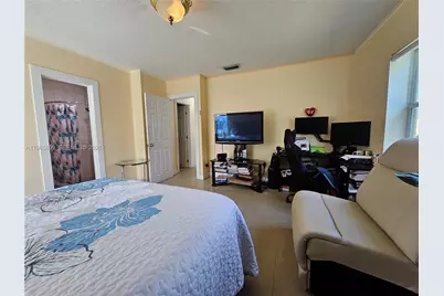 1232 NE 181st St, North Miami Beach, FL 33162 - Photo 21