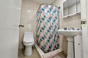 1232 NE 181st St, North Miami Beach, FL 33162 - Photo 25