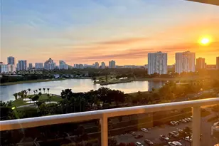 3701 N Country Club Dr, Aventura, FL 33180 - Photo 29