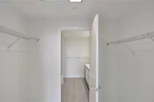 2000 Metropica Wy, Sunrise, FL 33323 - Photo 21