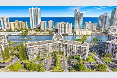 800 Parkview Dr #221, Hallandale Beach, FL 33009 - Photo 23