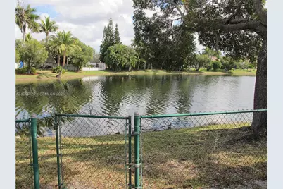 5285 NW 112th Ter, Coral Springs, FL 33076 - Photo 37