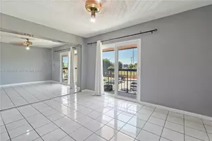 2162 W 60th St, Hialeah, FL 33016 - Photo 15