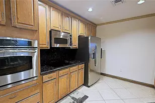 16102 Emerald Estates Dr, Weston, FL 33331 - Photo 3