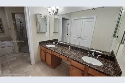 16102 Emerald Estates Dr #306, Weston, FL 33331 - Photo 5