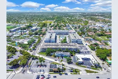 410 SE 2nd St #223, Hallandale Beach, FL 33009 - Photo 3