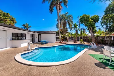 120 NE 175th St, Miami, FL 33162 - Photo 43