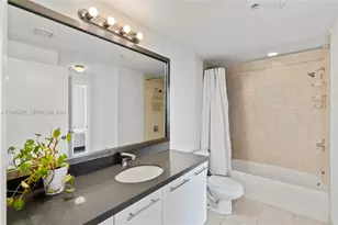 90 SW 3rd St, Miami, FL 33130 - Photo 43