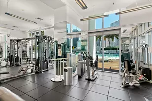 90 SW 3rd St, Miami, FL 33130 - Photo 49