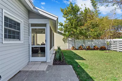 14911 SW 139th Pl, Miami, FL 33186 - Photo 33