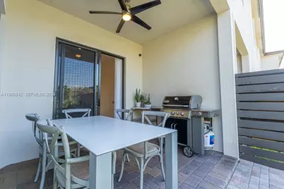 12060 SW 82nd Pl, Miami, FL 33156 - Photo 17