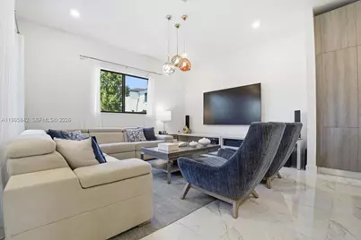12060 SW 82nd Pl, Miami, FL 33156 - Photo 13