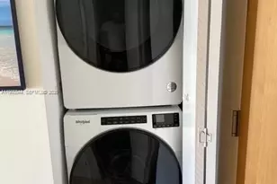 350 S Miami Ave, Miami, FL 33130 - Photo 19