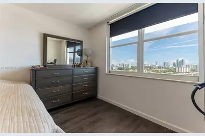 427 Golden Isles Dr #16F, Hallandale Beach, FL 33009 - Photo 13