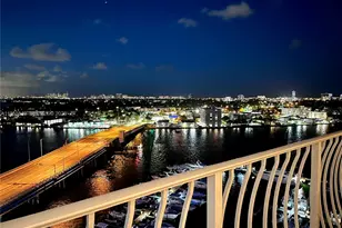 7601 E Treasure Dr, North Bay Village, FL 33141 - Photo 31