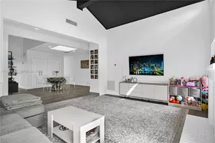 7635 W Sierra Ter W, Boca Raton, FL 33433 - Photo 9