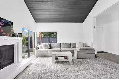 7635 W Sierra Ter W, Boca Raton, FL 33433 - Photo 7