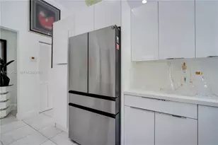 11465 SW 60th St, Miami, FL 33173 - Photo 17