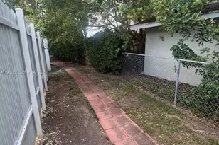 13265 SW 53rd St, Miami, FL 33175 - Photo 5