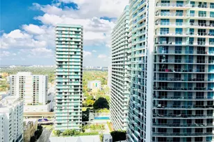 1080 Brickell Ave, Miami, FL 33131 - Photo 13