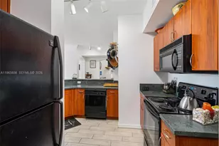 9172 Collins Ave, Surfside, FL 33154 - Photo 13