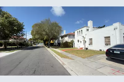 1545 NW 8th Ter, Miami, FL 33125 - Photo 33